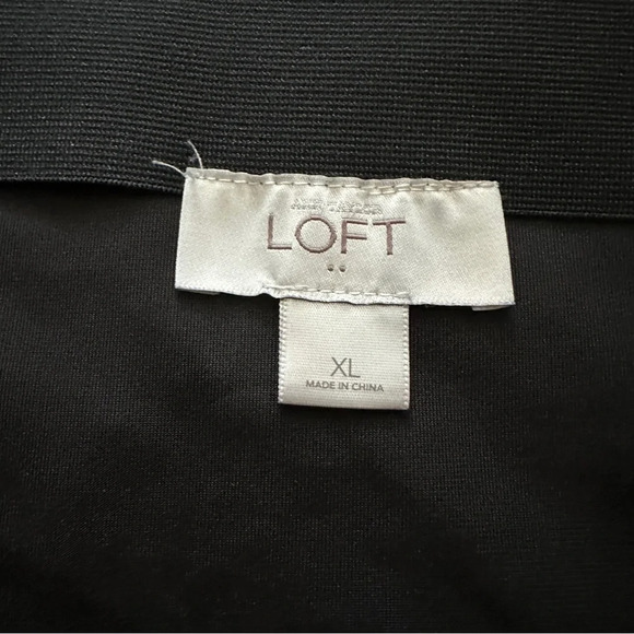 Loft Black Crushed Velvet Mini Skirt Women’s Size XL Stretch Witchy Holiday Goth - Picture 12 of 14